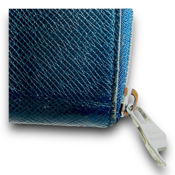 LOUIS VUITTON Navy Blue Credit Card Wallet Brilliant Silver Tone Hardware - Picture 7 of 16